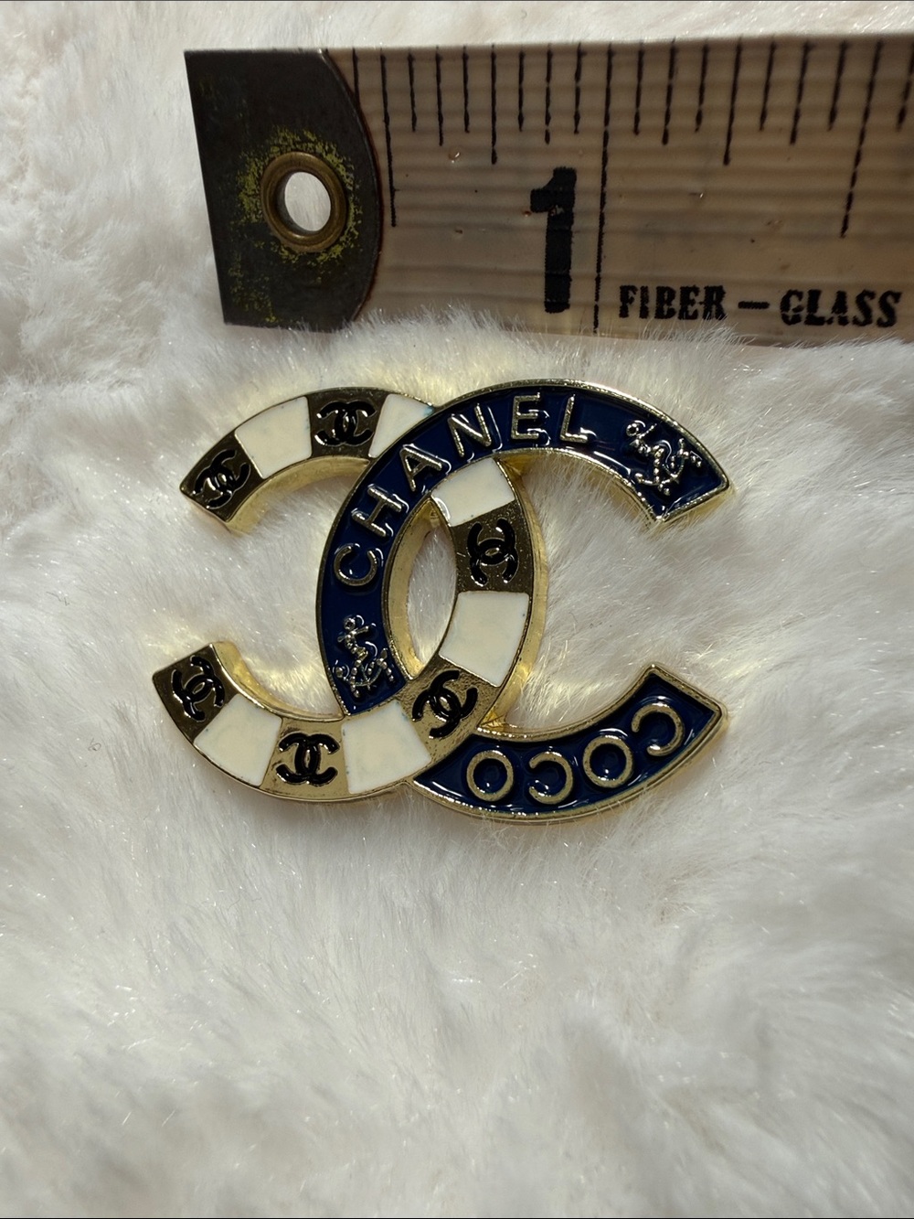 GoldTone Designer Inspired Charm With Enamel Detail - Picture 3 of 4